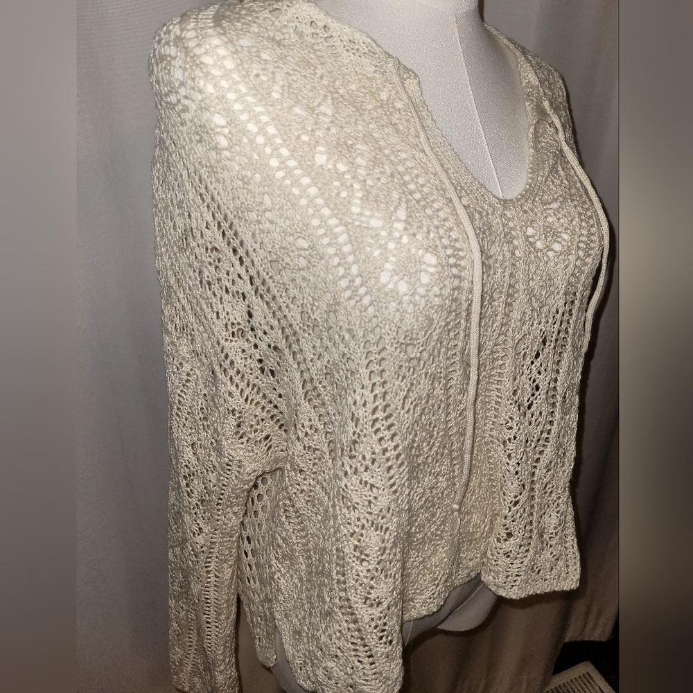 Sweater - Picture 3 of 8